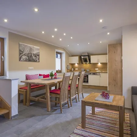 Hof Neuhaus Mayrhofen