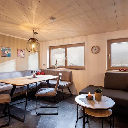 公寓 诺伊豪斯苑酒店 *