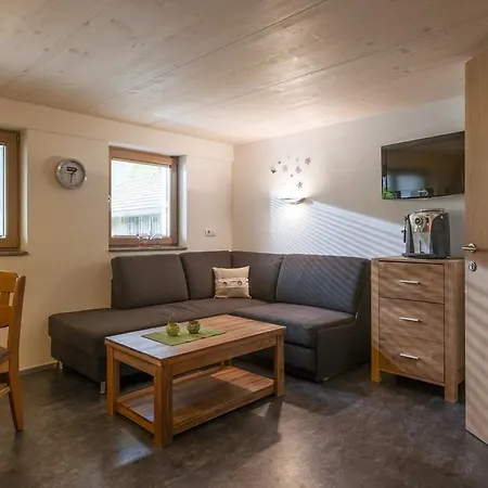 诺伊豪斯苑酒店 迈尔霍芬