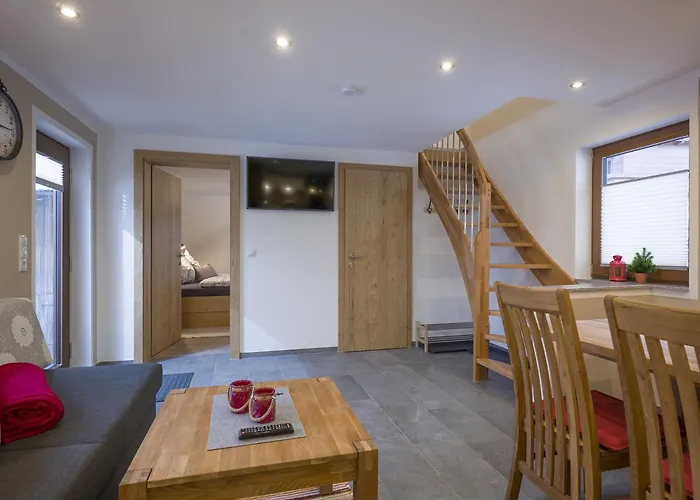 诺伊豪斯苑酒店 公寓 *