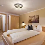 Appartement Hof Neuhaus *