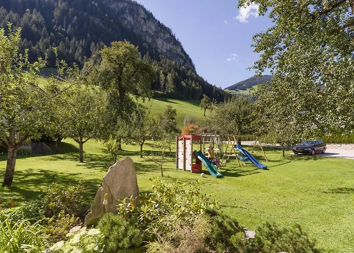 Hof Neuhaus مايرهوفن